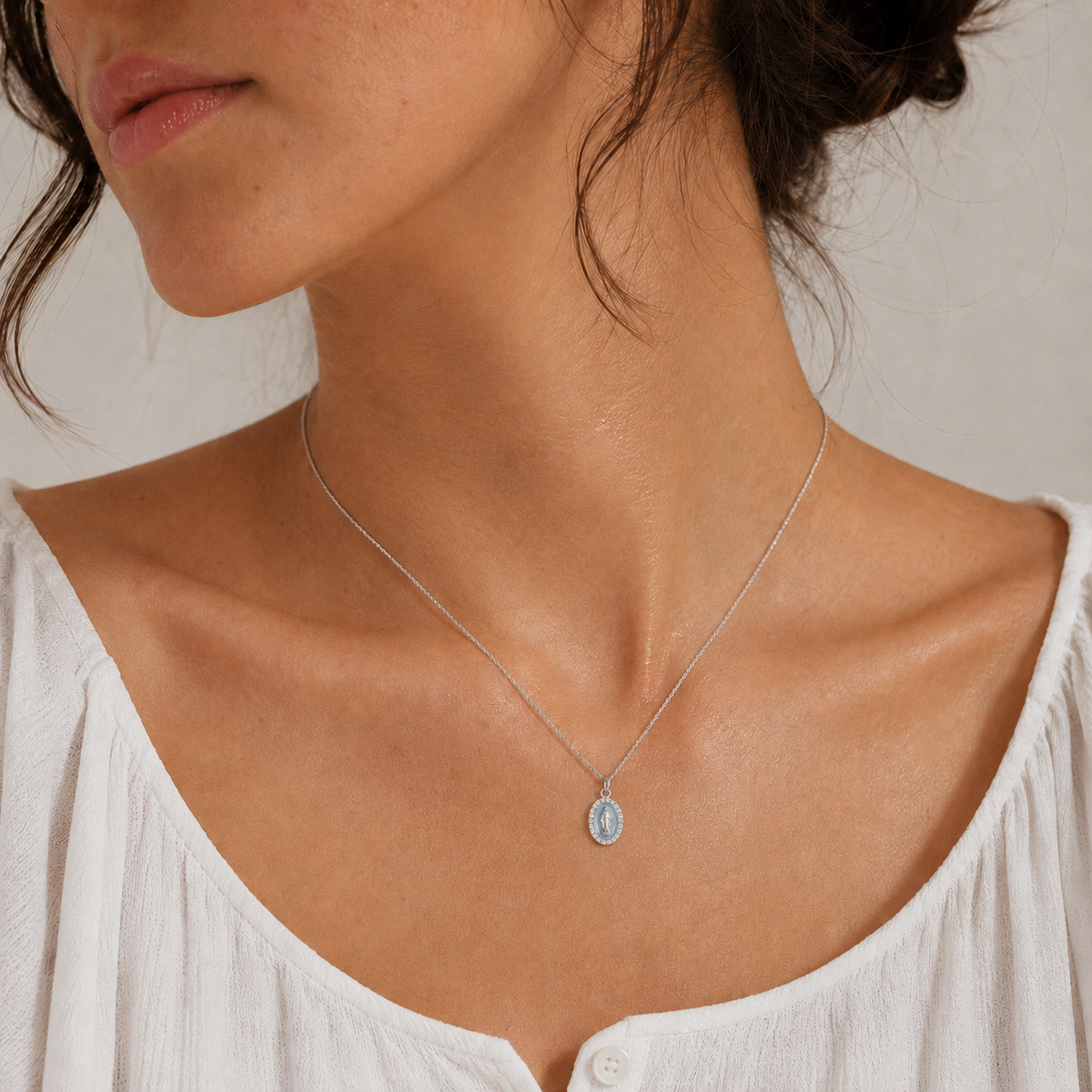 Rhodium-plated Small Miraculous Medal Necklace with Zirconia and Turquoise Enamel