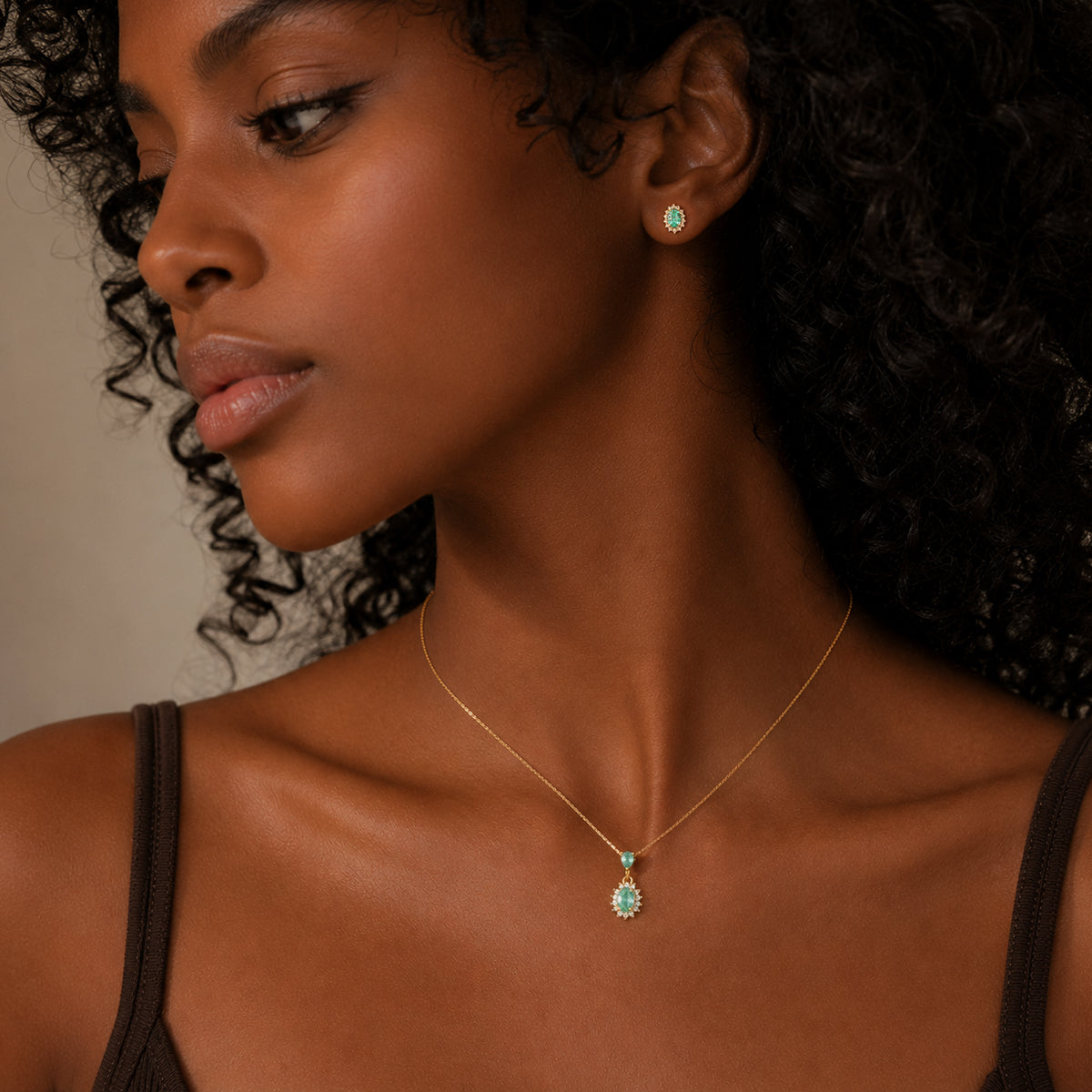 Sea Green Zirconia Miny Royal Lady Golden Necklace in Sterling Silver