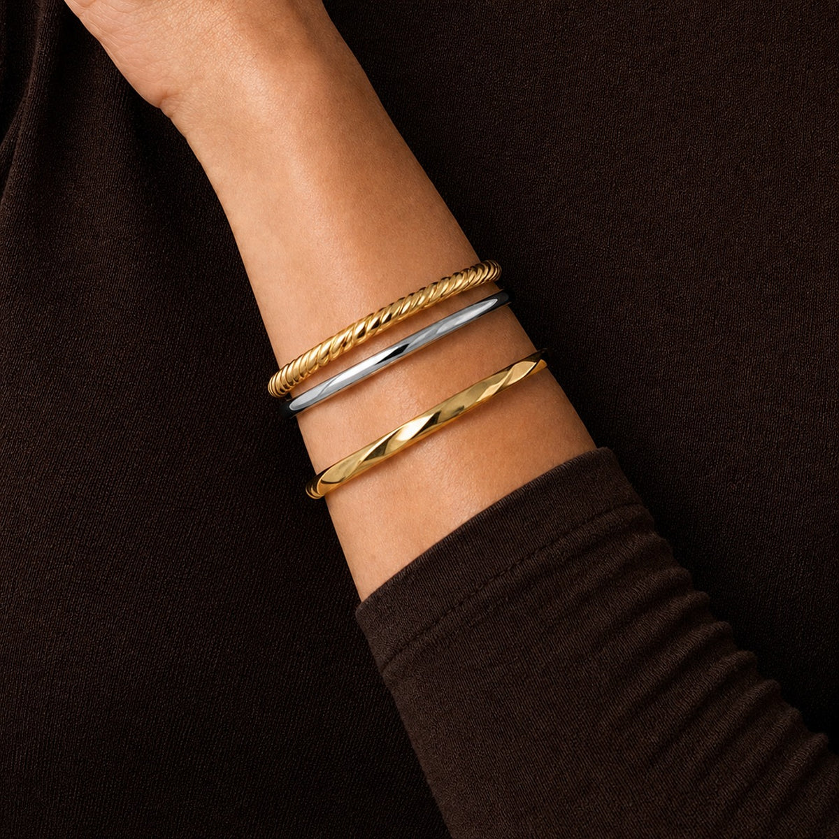 Bangle Torciglione Dorato Selene in Lega Amen